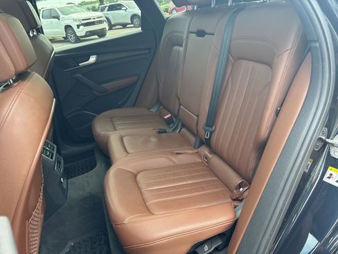 Used 2018 Audi Q5 2.0T Premium Plus w/ Premium Plus Package AWD/4WD image 37