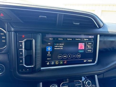 Used 2021 GMC Yukon XL Denali w/ Denali Premium Package AWD/4WD image 35