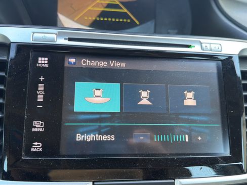 Used 2017 Honda Accord Touring image 20