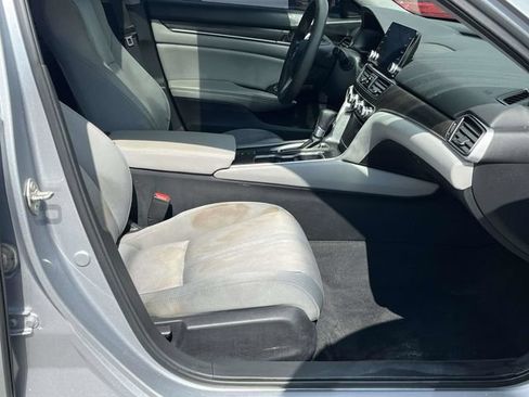 Used 2020 Honda Accord EX image 24
