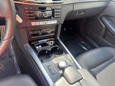 Used 2015 Mercedes-Benz E 350 Sedan image 30