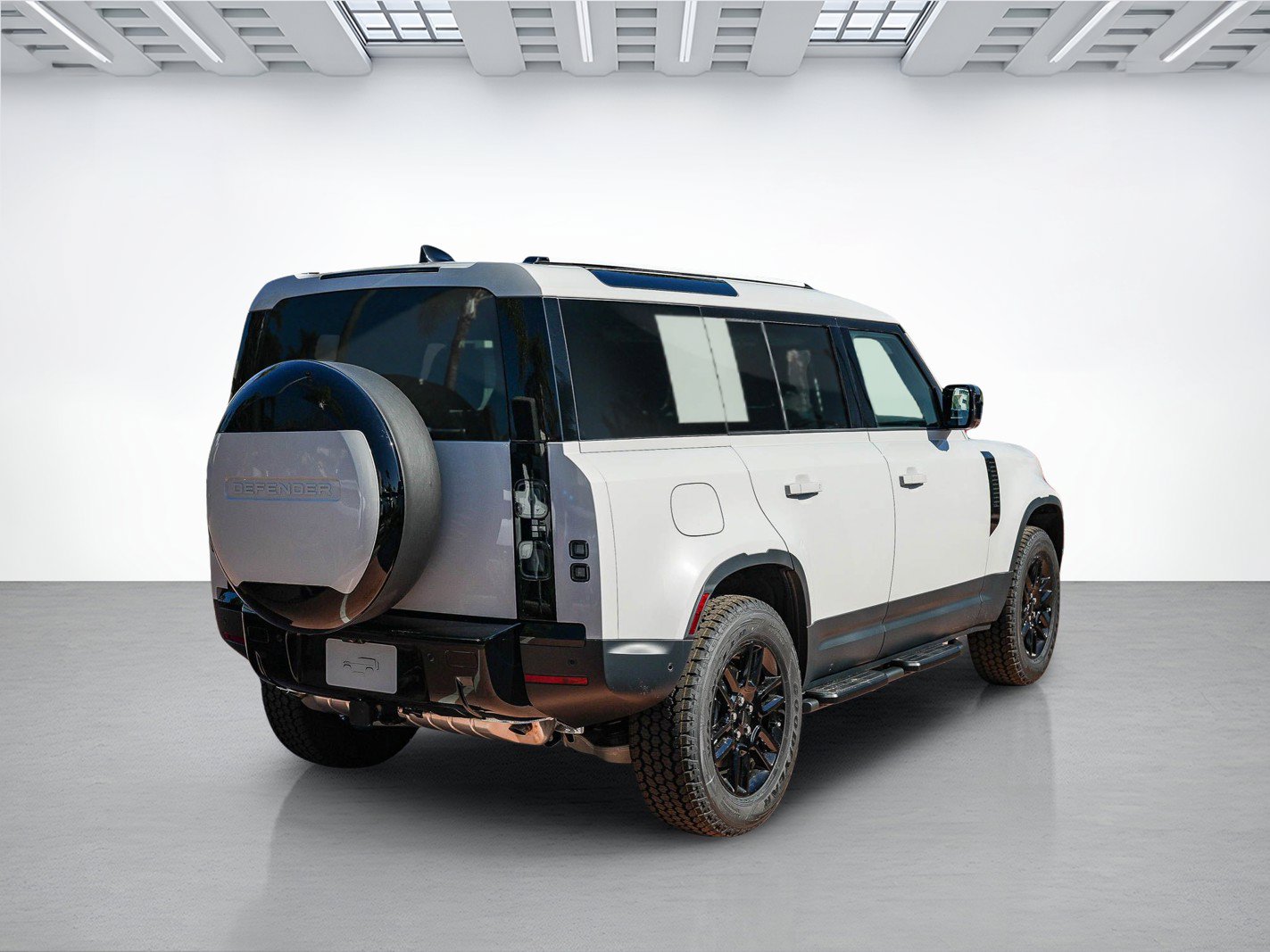 New 2026 Land Rover Defender 110 S AWD/4WD image 4