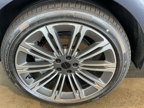 New 2026 Land Rover Range Rover Sport Dynamic SE AWD/4WD image 10