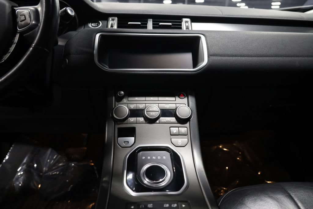 Used 2018 Land Rover Range Rover Evoque SE AWD/4WD image 27