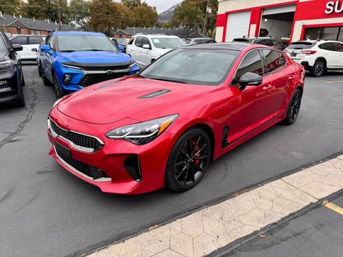 Used 2023 Kia Stinger GT2 image 8