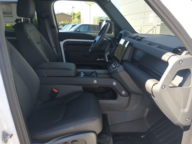 New 2026 Land Rover Defender 110 S AWD/4WD image 19