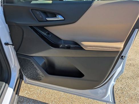 New 2026 Chevrolet Equinox ACTIV w/ Safety and Technology Package image 37