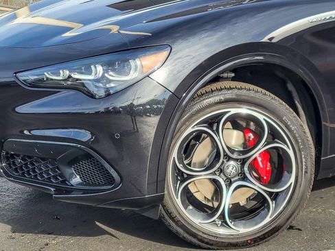 New 2025 Alfa Romeo Stelvio Sprint w/ Veloce Package image 3