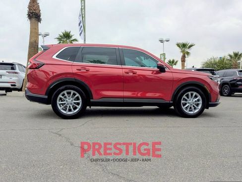 Used 2025 Honda CR-V EX image 6