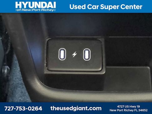Certified 2024 Hyundai Kona SEL w/ Convenience Package AWD/4WD image 15