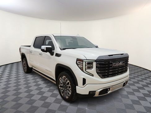 Used 2023 GMC Sierra 1500 Denali Ultimate AWD/4WD image 6