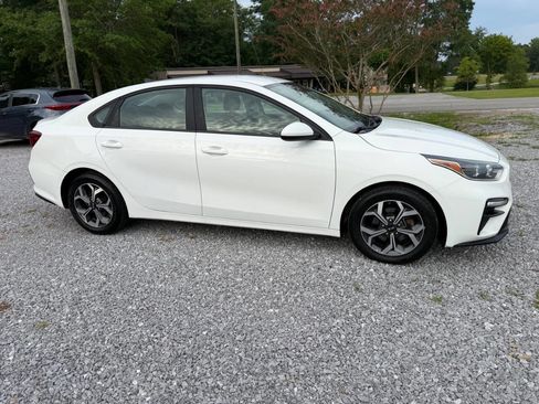Used 2020 Kia Forte LXS FWD image 5