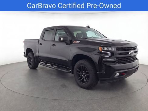 Used 2020 Chevrolet Silverado 1500 LT Trail Boss AWD/4WD image 2