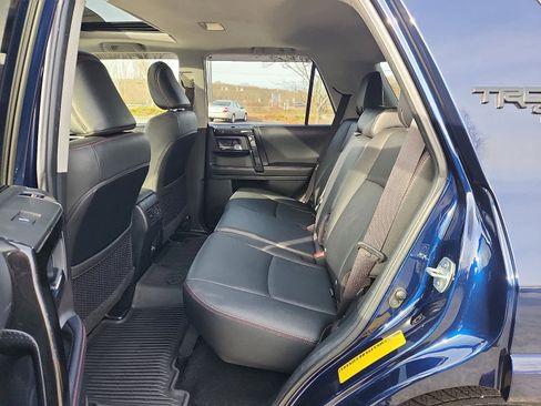 Certified 2022 Toyota 4Runner TRD Off-Road Premium image 11