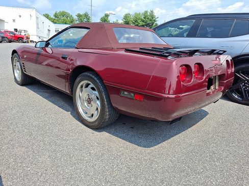 Used 1993 Chevrolet Corvette Convertible RWD image 4