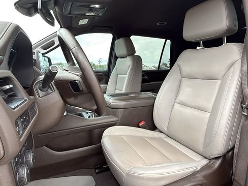 Used 2023 Chevrolet Tahoe Z71 AWD/4WD image 14