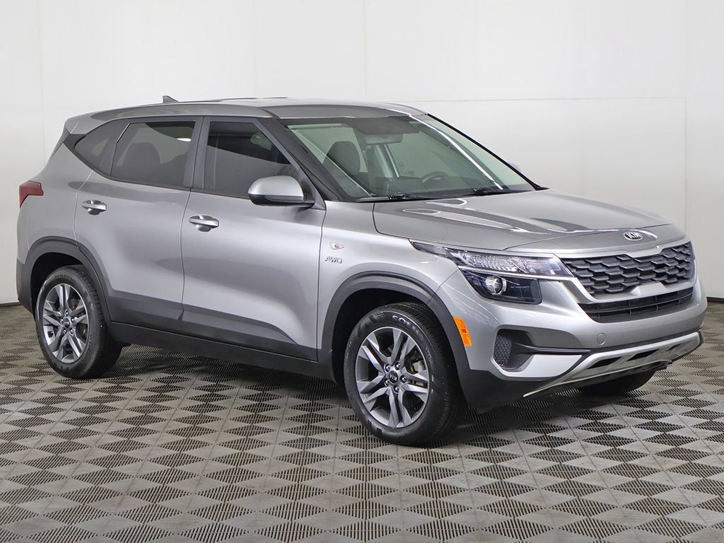 Used 2021 Kia Seltos LX AWD/4WD image 45