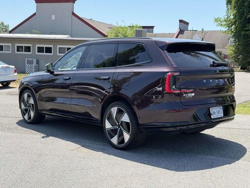 Used 2025 Volvo EX90 Ultra AWD/4WD image 21