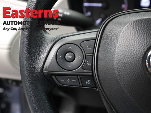Used 2025 Toyota Corolla Cross L FWD image 14