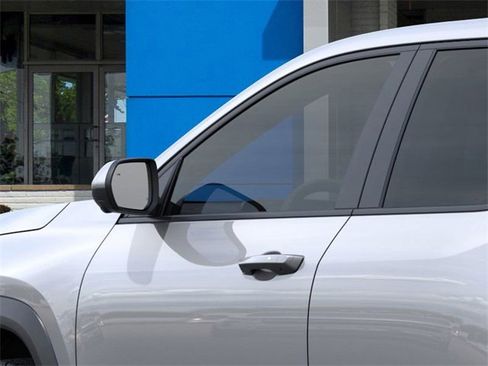 New 2026 Chevrolet Equinox LT w/ Safety and Technology Package image 12