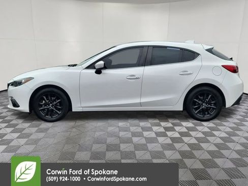 Used 2015 MAZDA MAZDA3 i Grand Touring image 10
