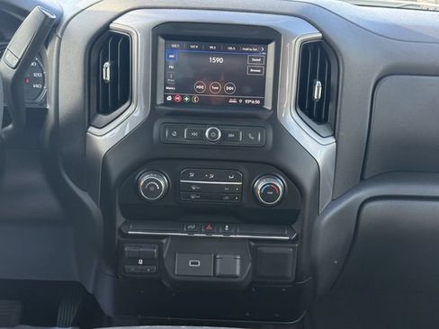 Used 2020 Chevrolet Silverado 1500 Custom w/ Custom Max Trailering Package AWD/4WD image 20