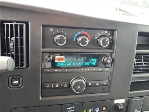 New 2025 Chevrolet Express 3500 w/ Power Convenience Package image 29