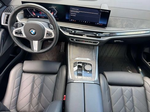 Used 2026 BMW X5 xDrive40i w/ M Sport Package AWD/4WD image 15