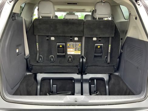 Used 2021 Toyota Sienna XLE image 34