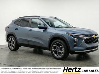 Used 2025 Chevrolet Trax LT w/ LT Convenience Package video 1