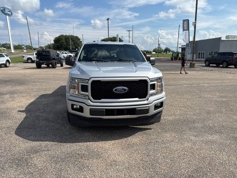Used 2018 Ford F150 XL w/ Equipment Group 101A Mid RWD image 4