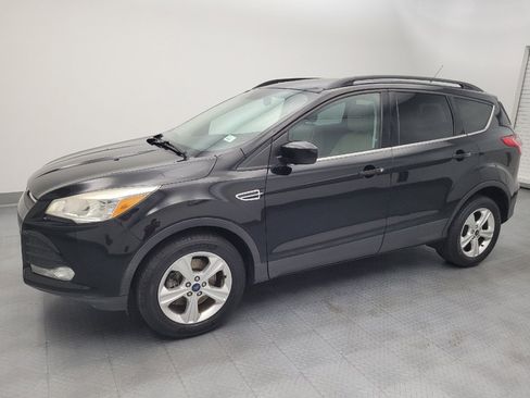 Used 2016 Ford Escape SE w/ SE Leather Comfort Package AWD/4WD image 2