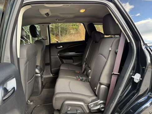 Used 2019 Dodge Journey SE w/ Connectivity Group image 26