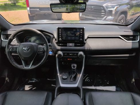 Used 2020 Toyota RAV4 XSE w/ XSE Grade Weather Package AWD/4WD image 14