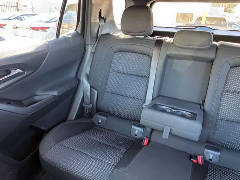 Used 2025 Chevrolet Equinox LT image 38