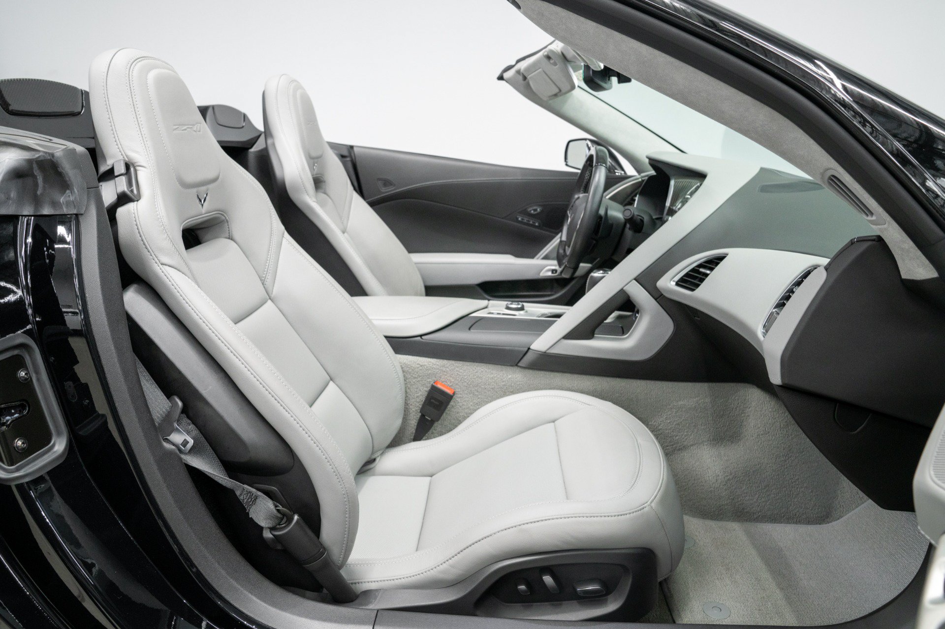 Used 2019 Chevrolet Corvette ZR1 RWD image 33