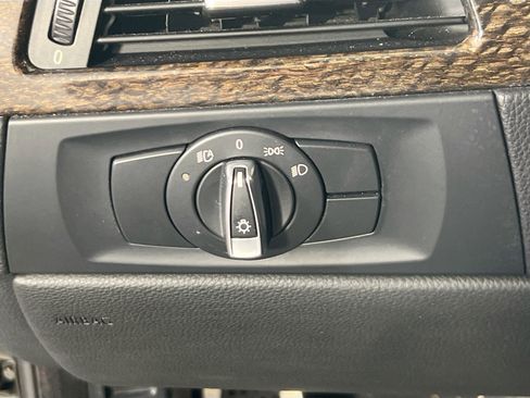 Used 2013 BMW M3 Convertible image 10