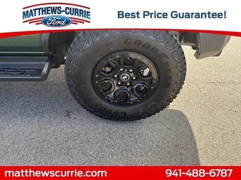 New 2025 Ford Bronco Outer Banks w/ Sasquatch Package image 15