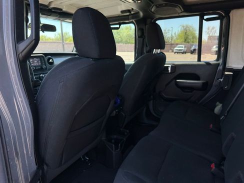 Used 2021 Jeep Wrangler Unlimited Sport AWD/4WD image 11