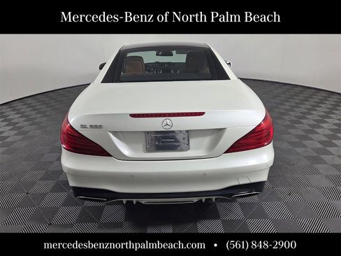 Used 2018 Mercedes-Benz SL 550 image 28
