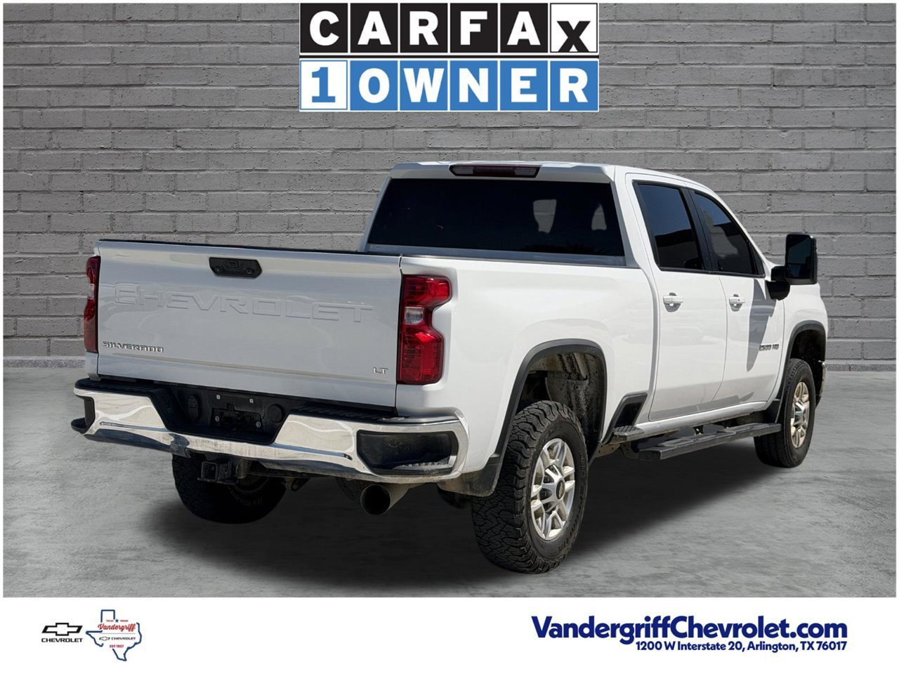 Used 2024 Chevrolet Silverado 2500 LT w/ Convenience Package AWD/4WD image 4