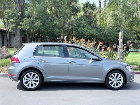 Used 2019 Volkswagen Golf SE w/ Driver Assistance Package image 5