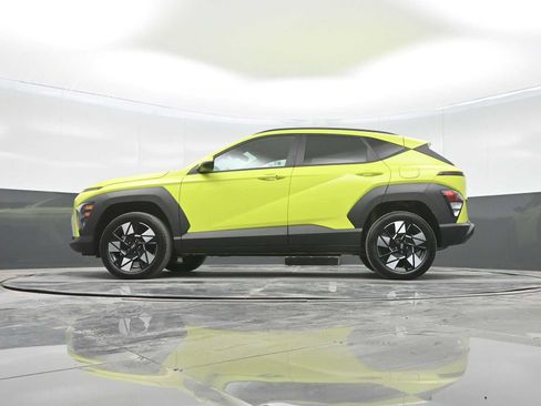 Certified 2025 Hyundai Kona SEL image 33