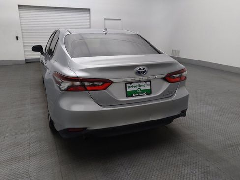 Used 2022 Toyota Camry LE image 6