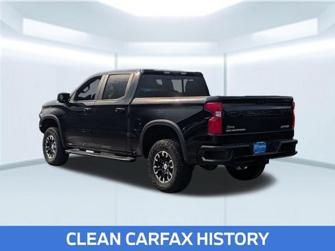 Used 2024 Chevrolet Silverado 1500 ZR2 w/ Technology Package AWD/4WD image 3