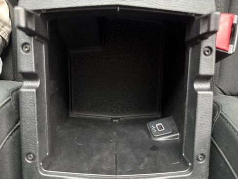 Used 2021 Jeep Gladiator Willys image 25