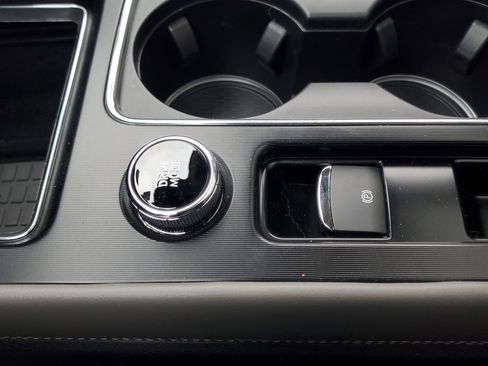 New 2026 Lincoln Corsair Premiere image 24