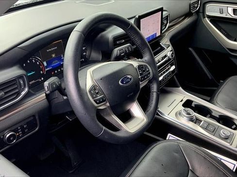 Certified 2023 Ford Explorer Limited image 49