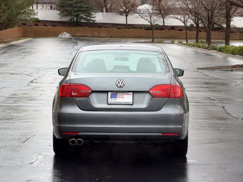Used 2013 Volkswagen Jetta S FWD image 5