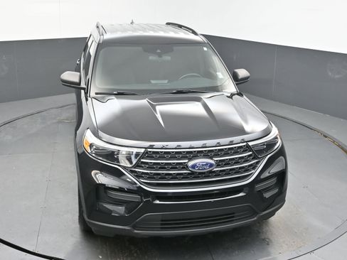 Used 2020 Ford Explorer XLT w/ Class III Trailer Tow Package image 34